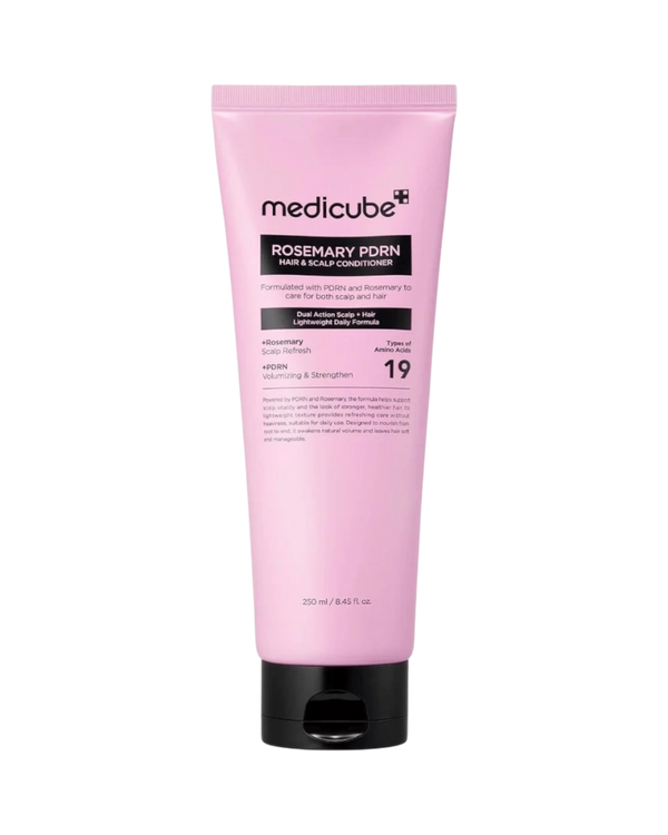 K-beauty glow Medicube Rosemary PDRN Hair & Scalp Conditioner in een roze tube voor versterking en volume.